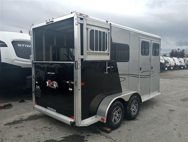 Trailer Photo 11