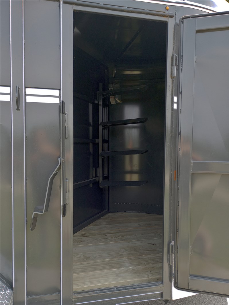 Trailer Photo 9