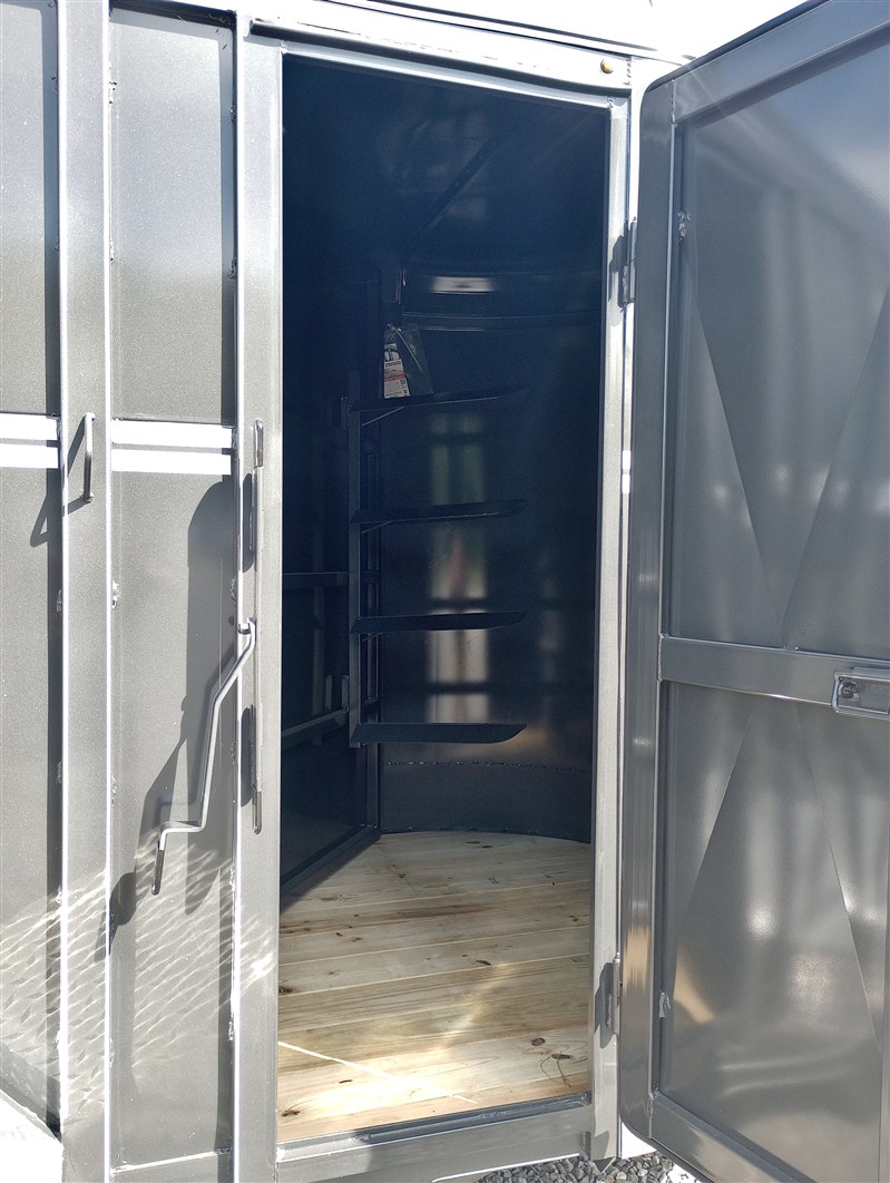 Trailer Photo 10