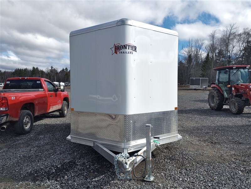 2025 Frontier aluminum livestock 16'7" lite w/extra height