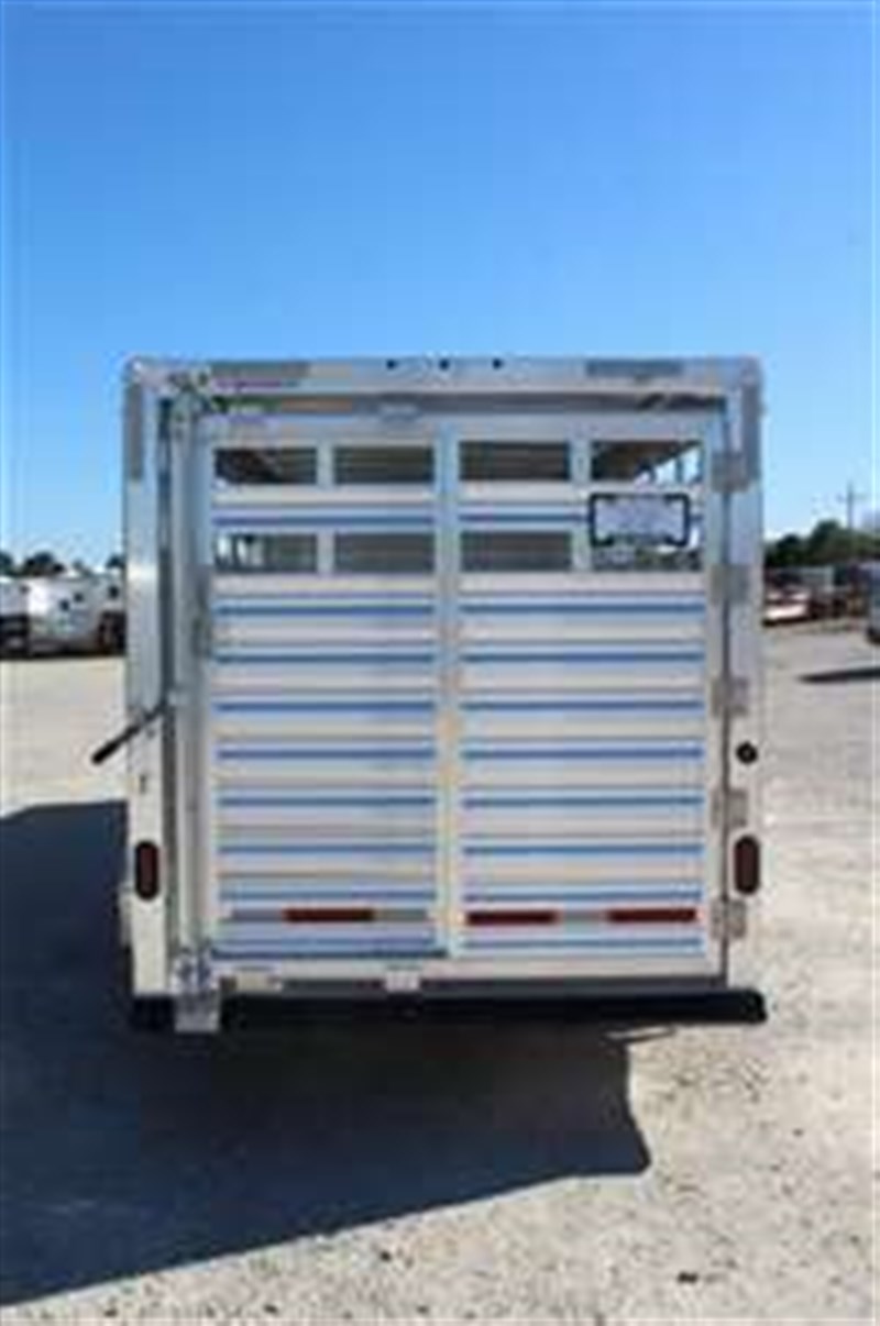 2024 Featherlite 8117 20' stock trailer