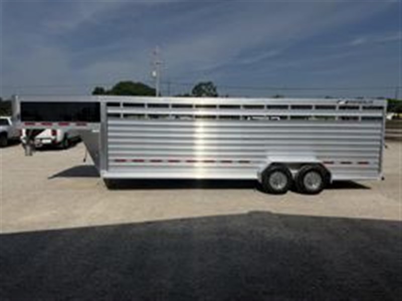 Trailer Photo 2