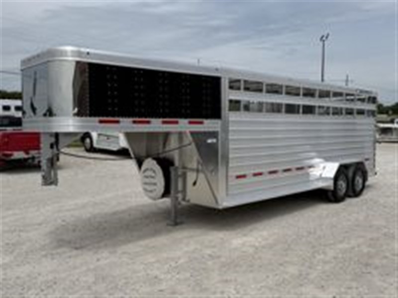 Trailer Photo 3