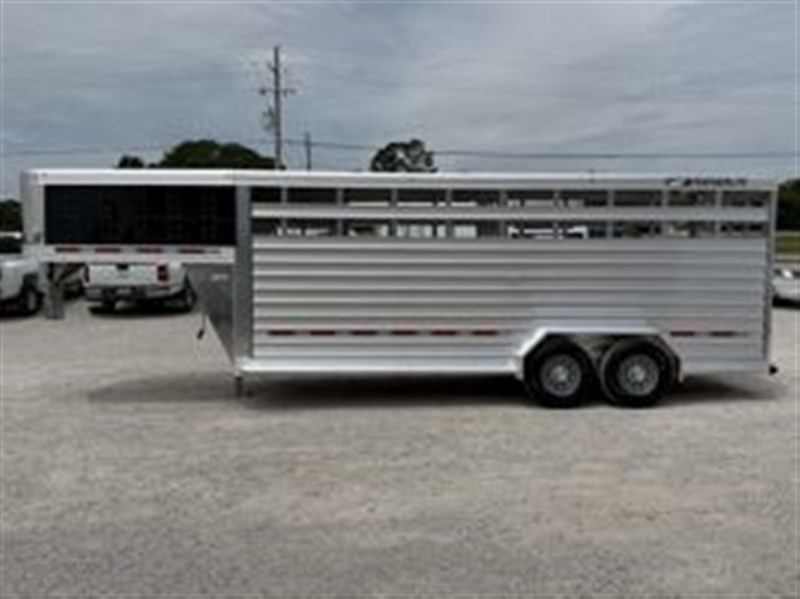 Trailer Photo 2