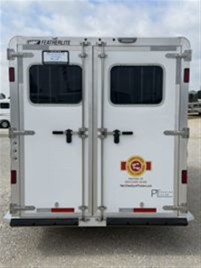 Trailer Photo 6