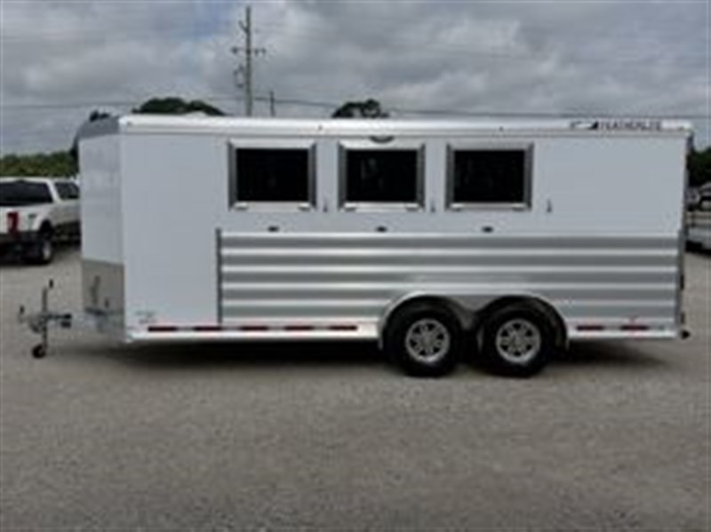 Trailer Photo 3