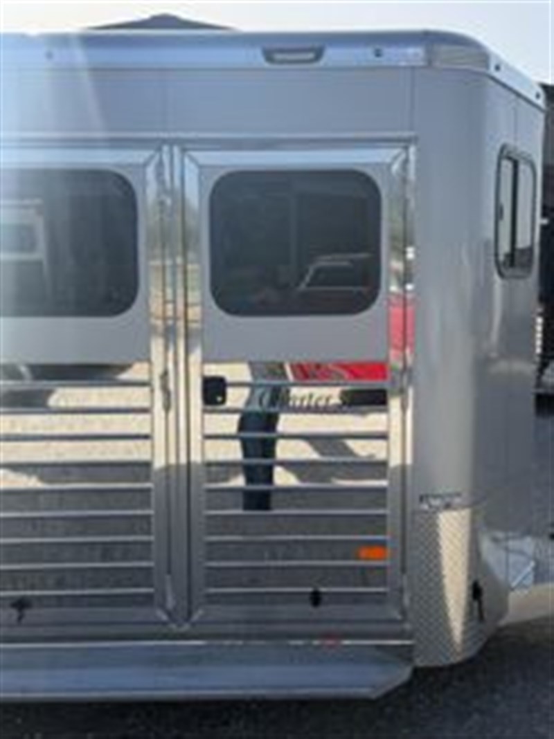 Trailer Photo 7