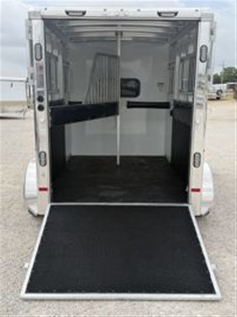Trailer Photo 6