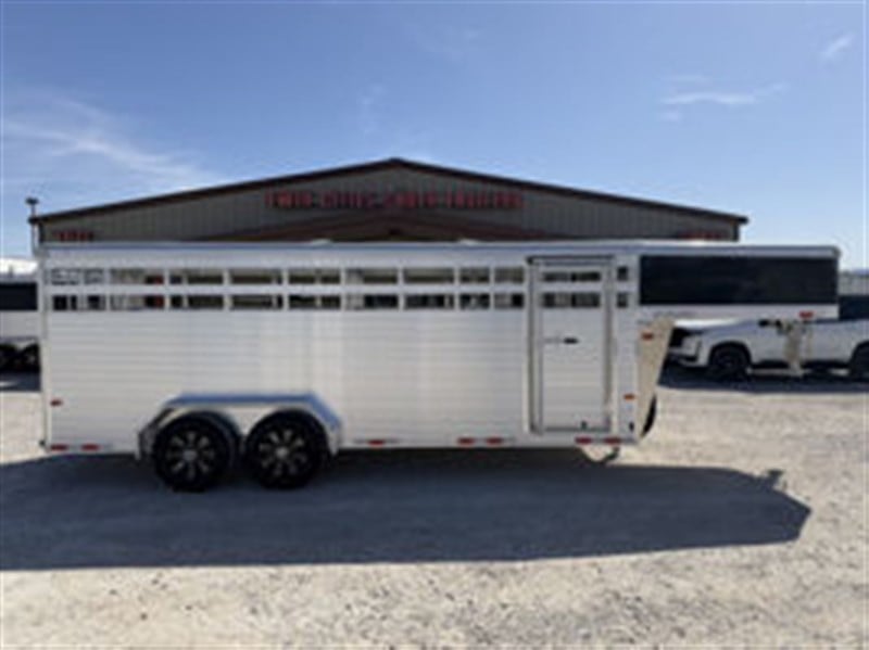 2027 Sundowner 20' Stock Gooseneck Rancher XP