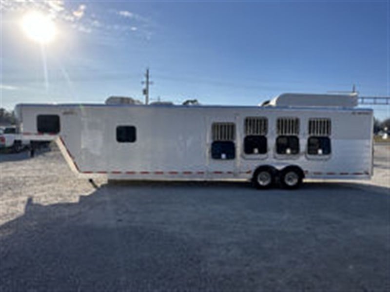 Trailer Photo 4