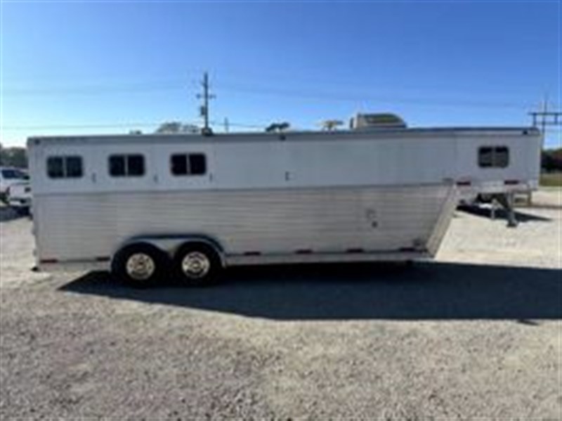 Trailer Photo 4