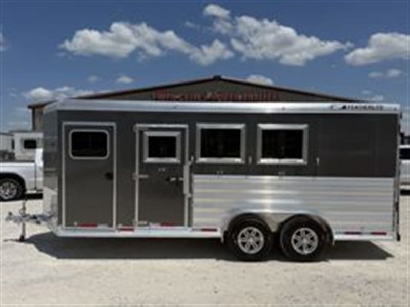 2026 Featherlite 3 Horse Bumper Pull 9400