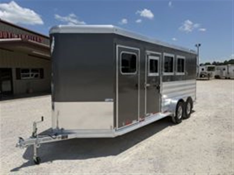 Trailer Photo 3