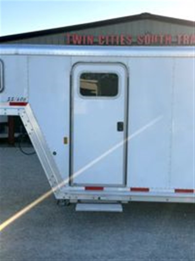 Trailer Photo 10