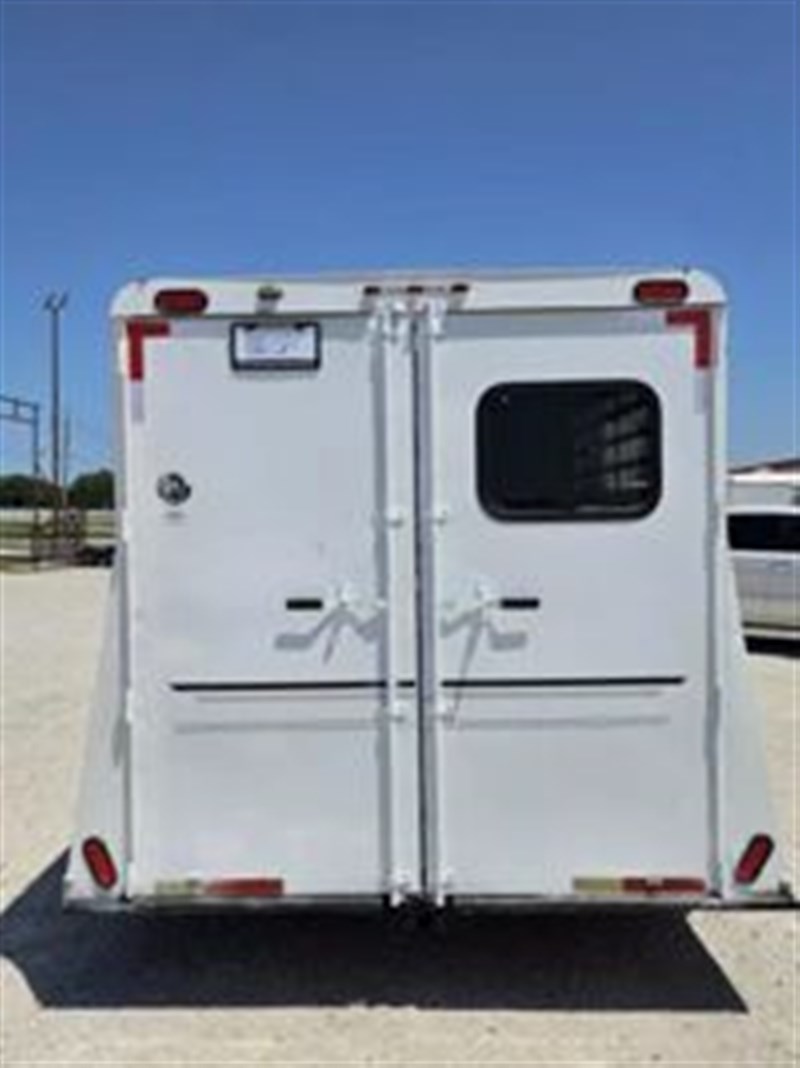 Trailer Photo 7