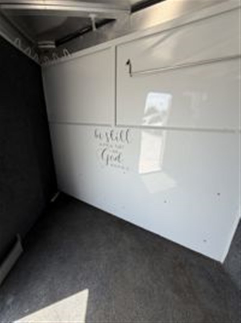 Trailer Photo 13