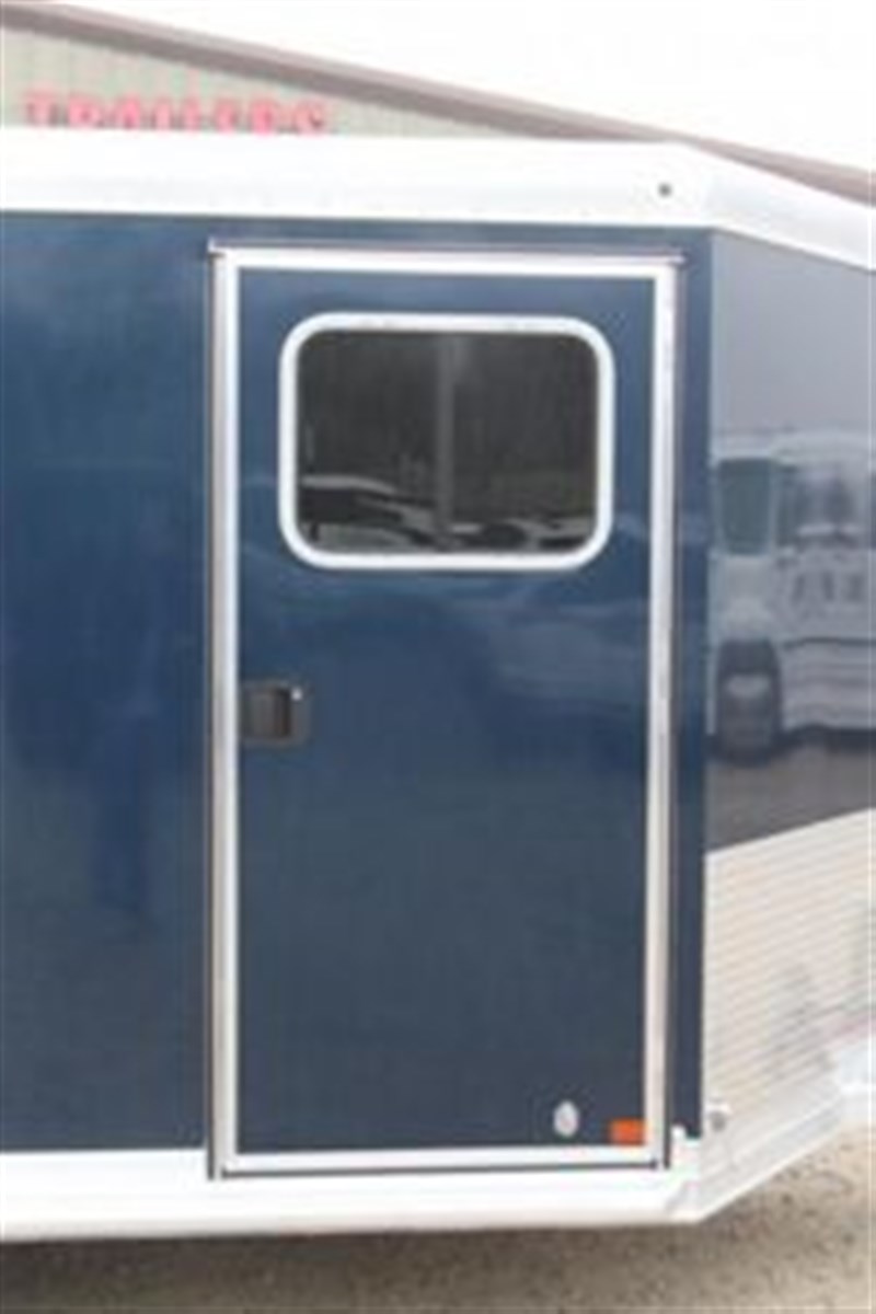 Trailer Photo 4