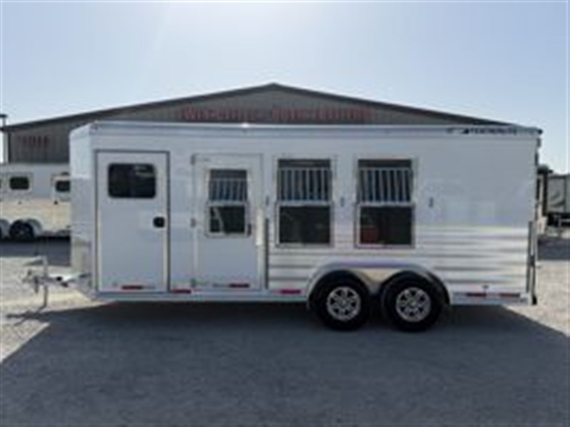 Trailer Photo 3