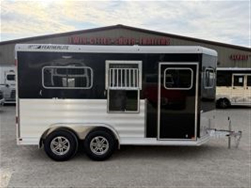Trailer Photo 2