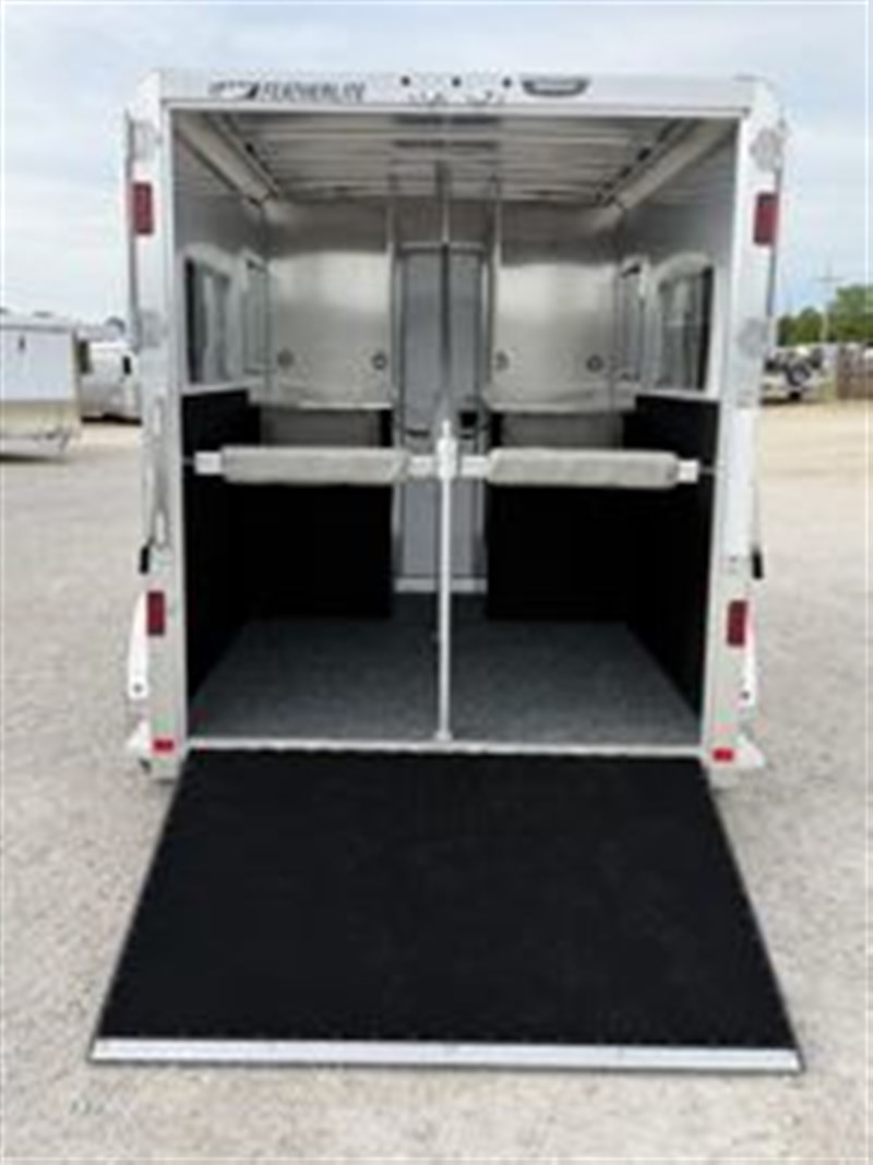 Trailer Photo 7