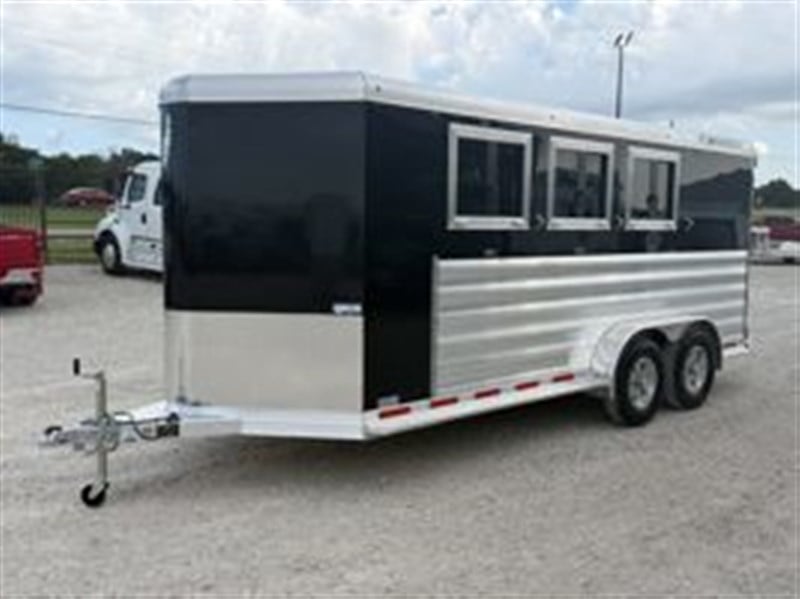 2026 Featherlite 3 Horse Bumper Pull 9400