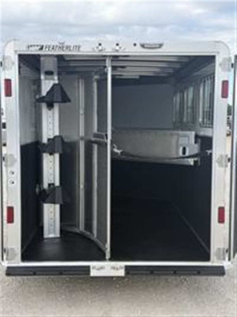 Trailer Photo 6