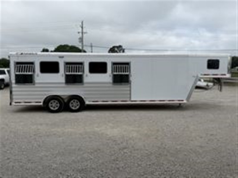 Trailer Photo 5