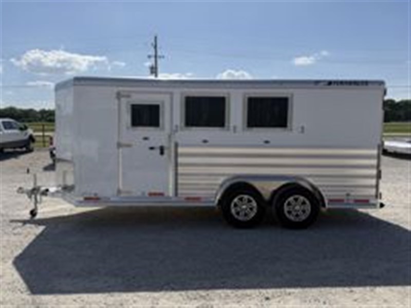 Trailer Photo 4