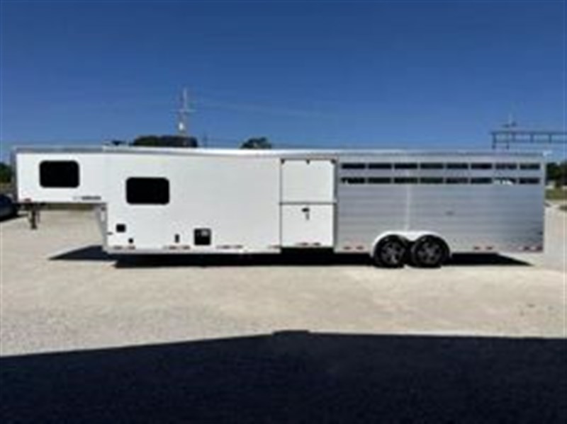 Trailer Photo 2