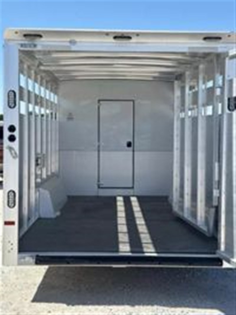 Trailer Photo 19