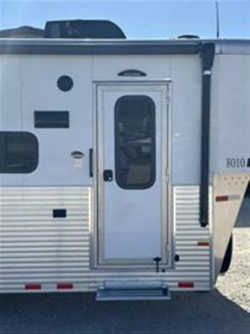 Trailer Photo 3