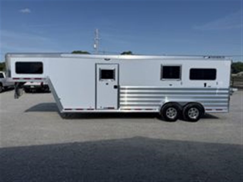 Trailer Photo 3