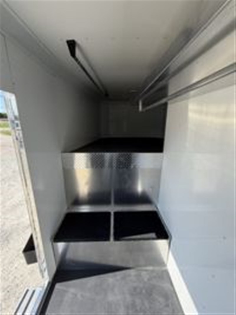 Trailer Photo 14