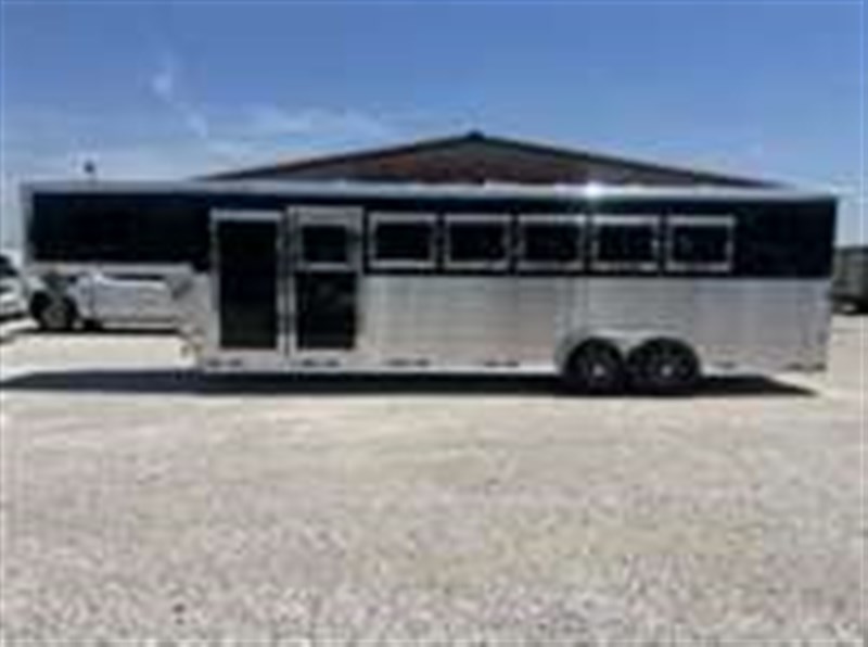 Trailer Photo 3