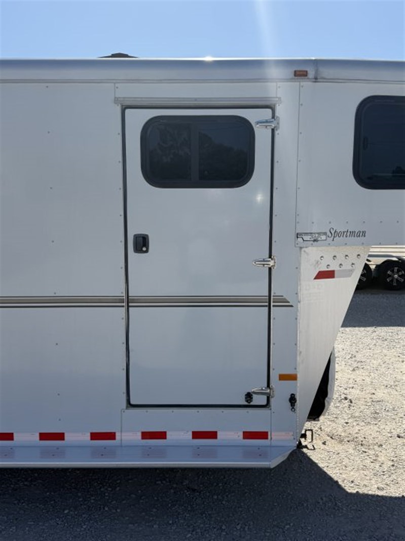Trailer Photo 9