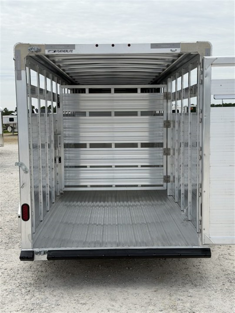 Trailer Photo 6