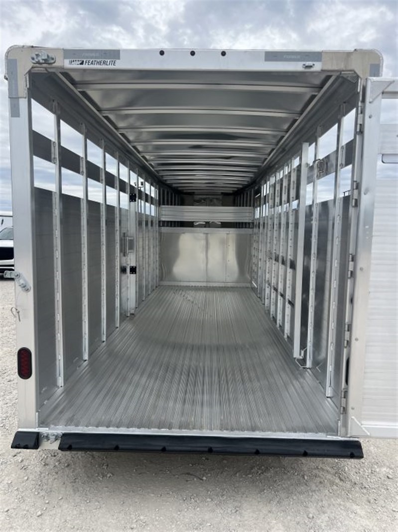 Trailer Photo 6