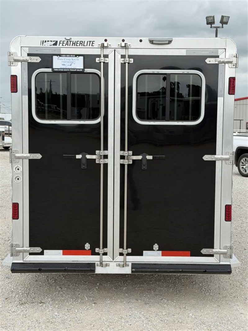 Trailer Photo 5