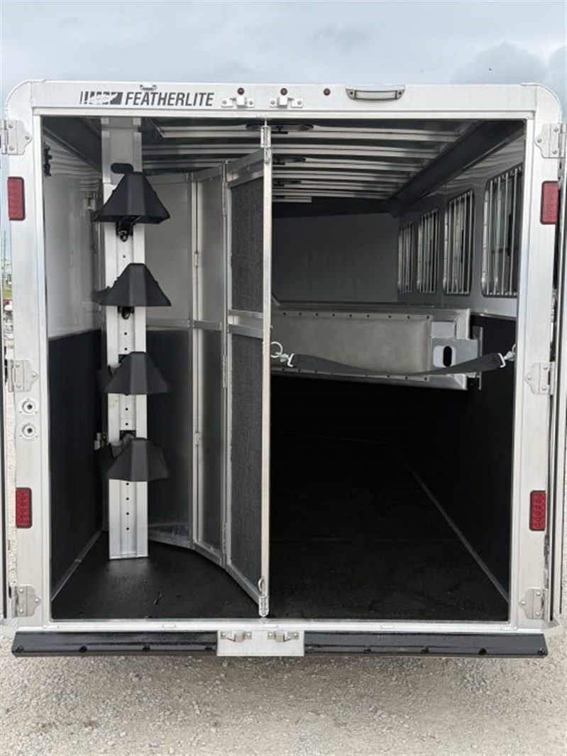 Trailer Photo 6