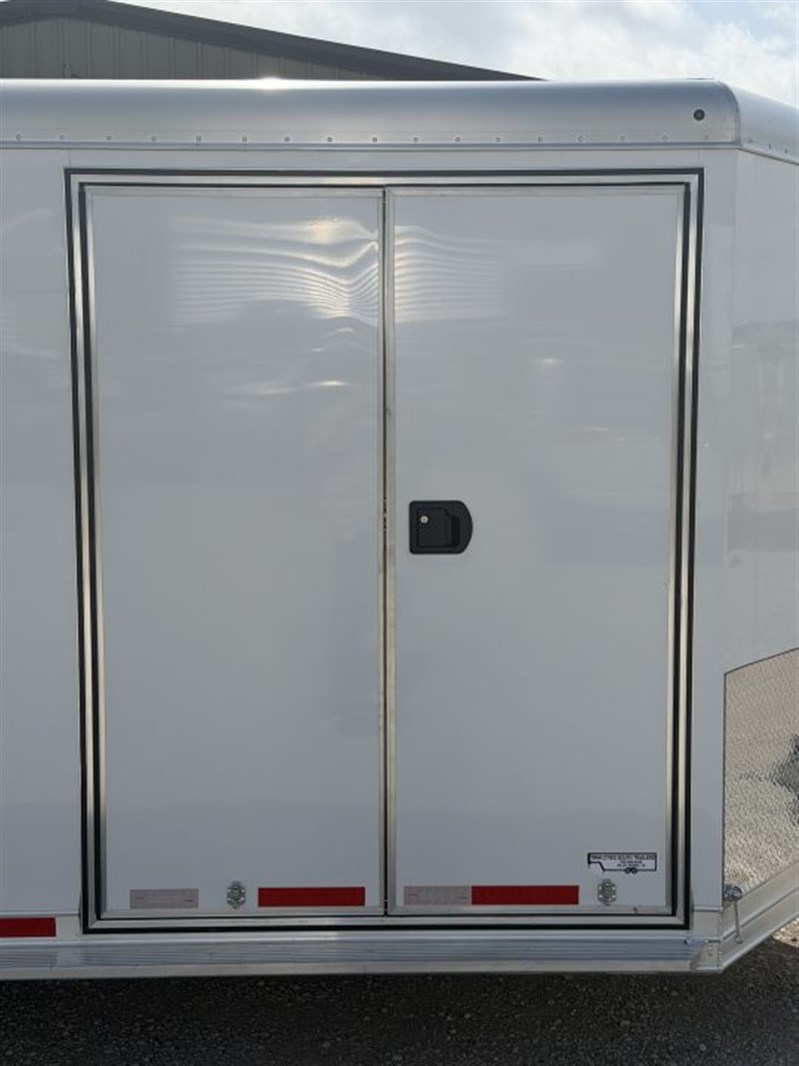 Trailer Photo 9