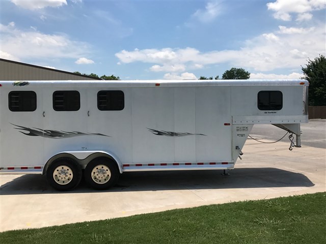 Ultimate Guide to Dream Coach Horse Trailers: Enhance Your Equine Travel Experience