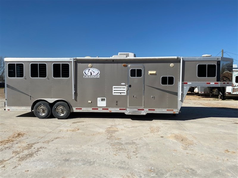 2011 Lakota charger