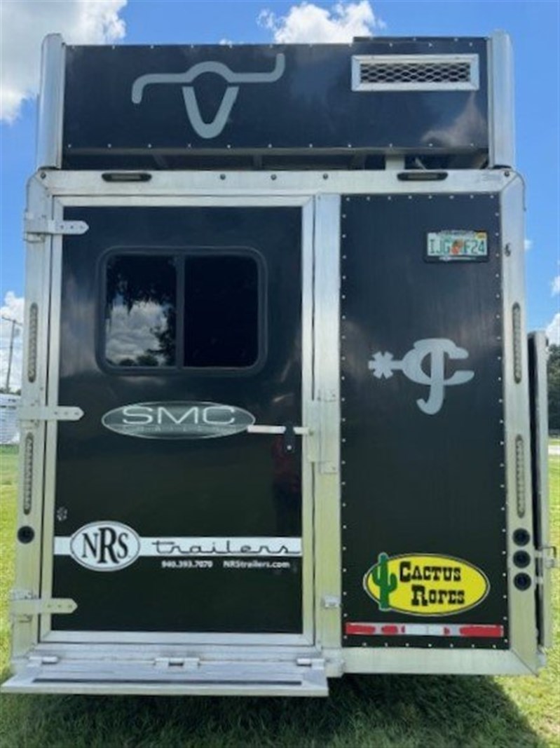 2019 smc horsetrailer sl8x15 4h 15' lq w/ side load & gener