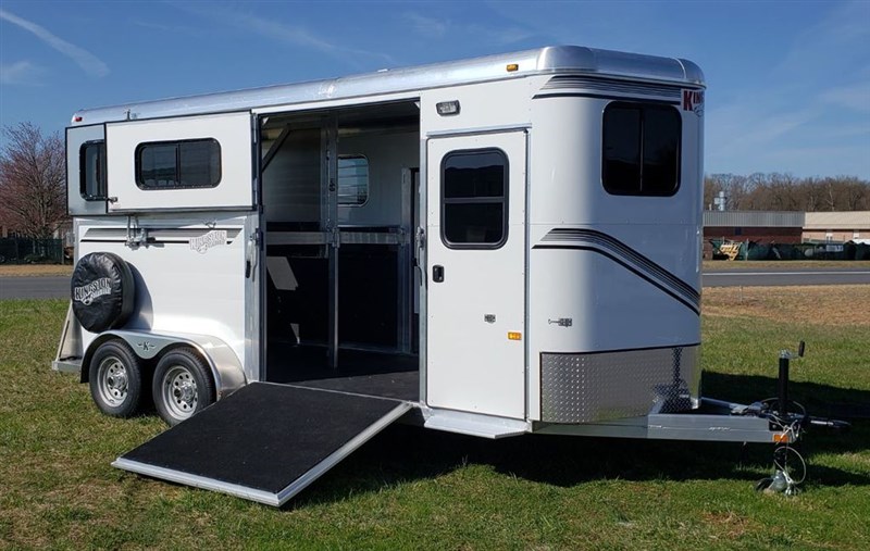 Used Kingston Horse trailers for sale
