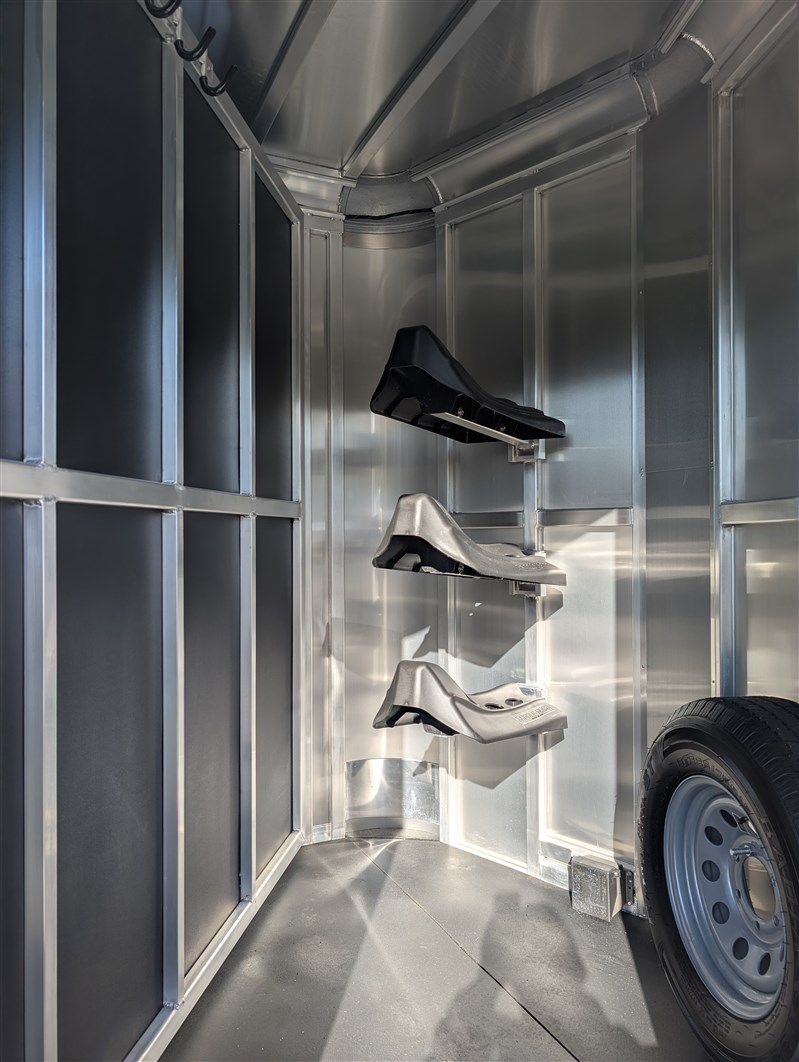 2026 Shadow 3 horse slant with drop feed windows
