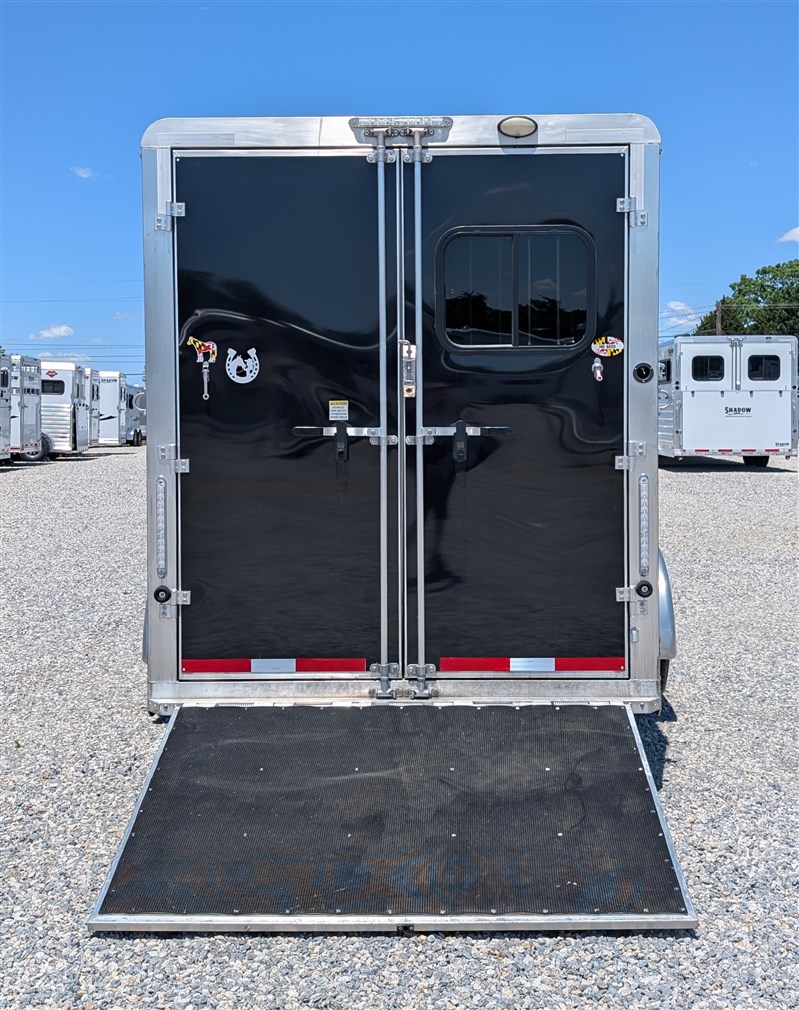 2023 Shadow 3h slant w/10'6 lq & slide