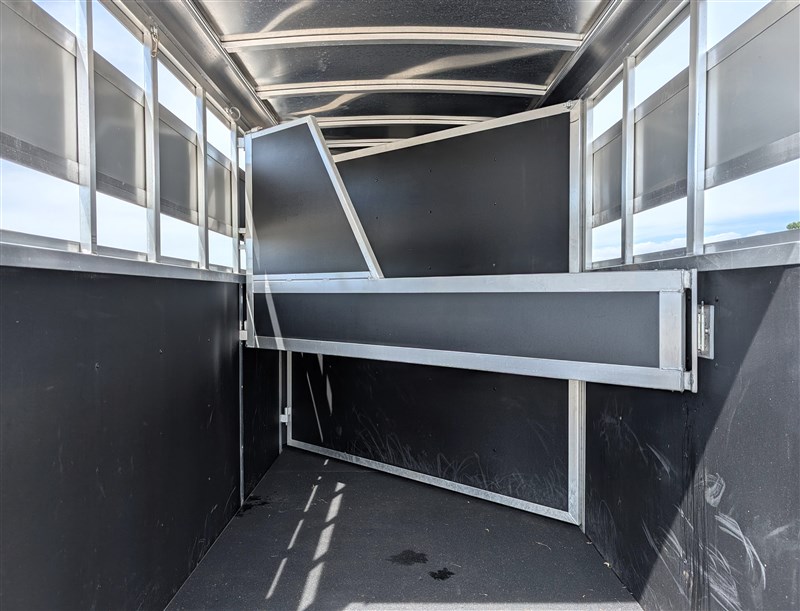 Trailer Photo 6