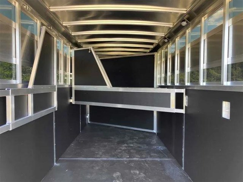 Trailer Photo 8