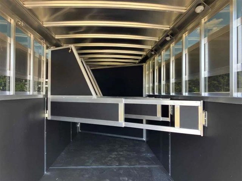 Trailer Photo 7