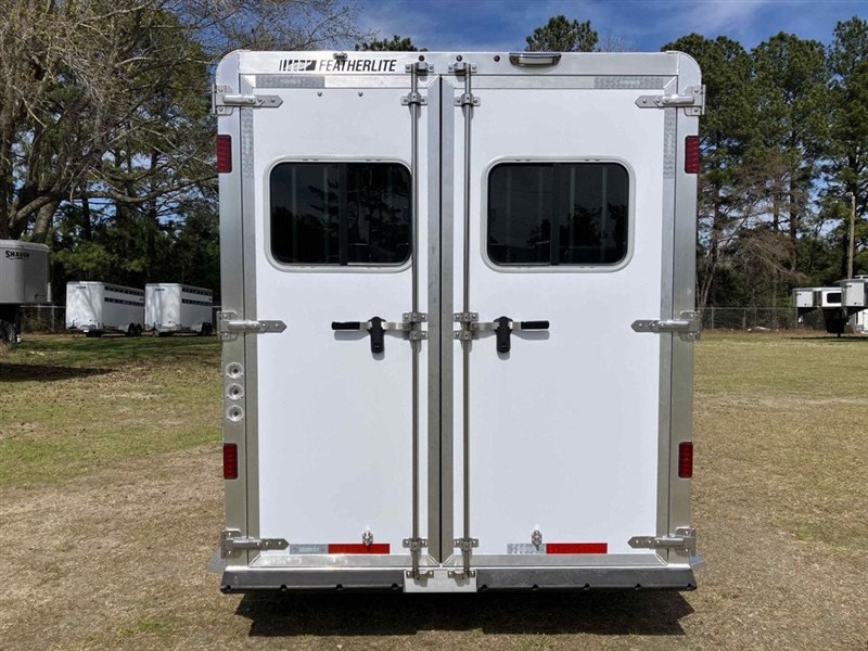 Trailer Photo 3